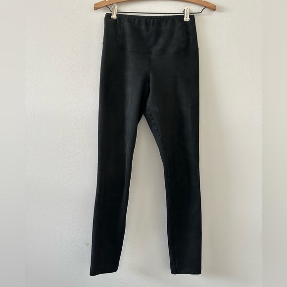 Wilfred Pants - ARITZIA, WILFRED FREE, Daria Pant Faux Suede Legging, Dark Gray, Size X-Small